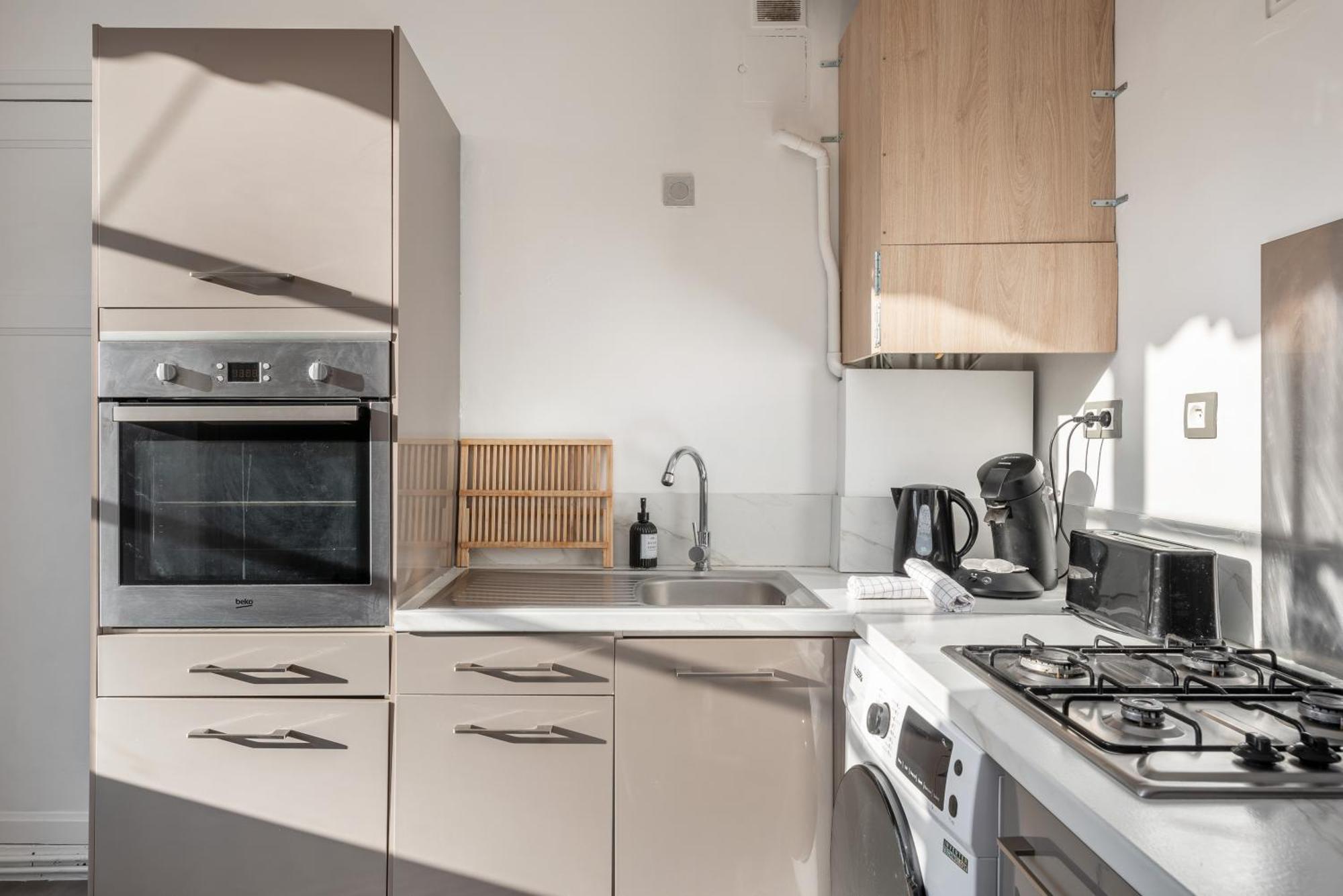 Appartement Spacieux Et Chaleureux Coeur De Ville 尚贝里 外观 照片
