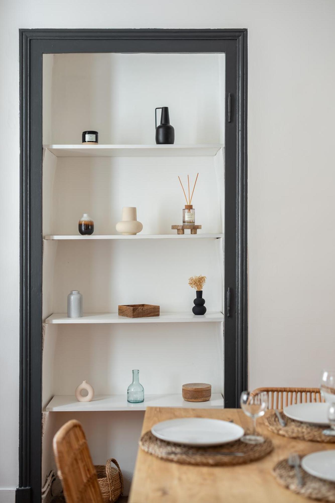 Appartement Spacieux Et Chaleureux Coeur De Ville 尚贝里 外观 照片