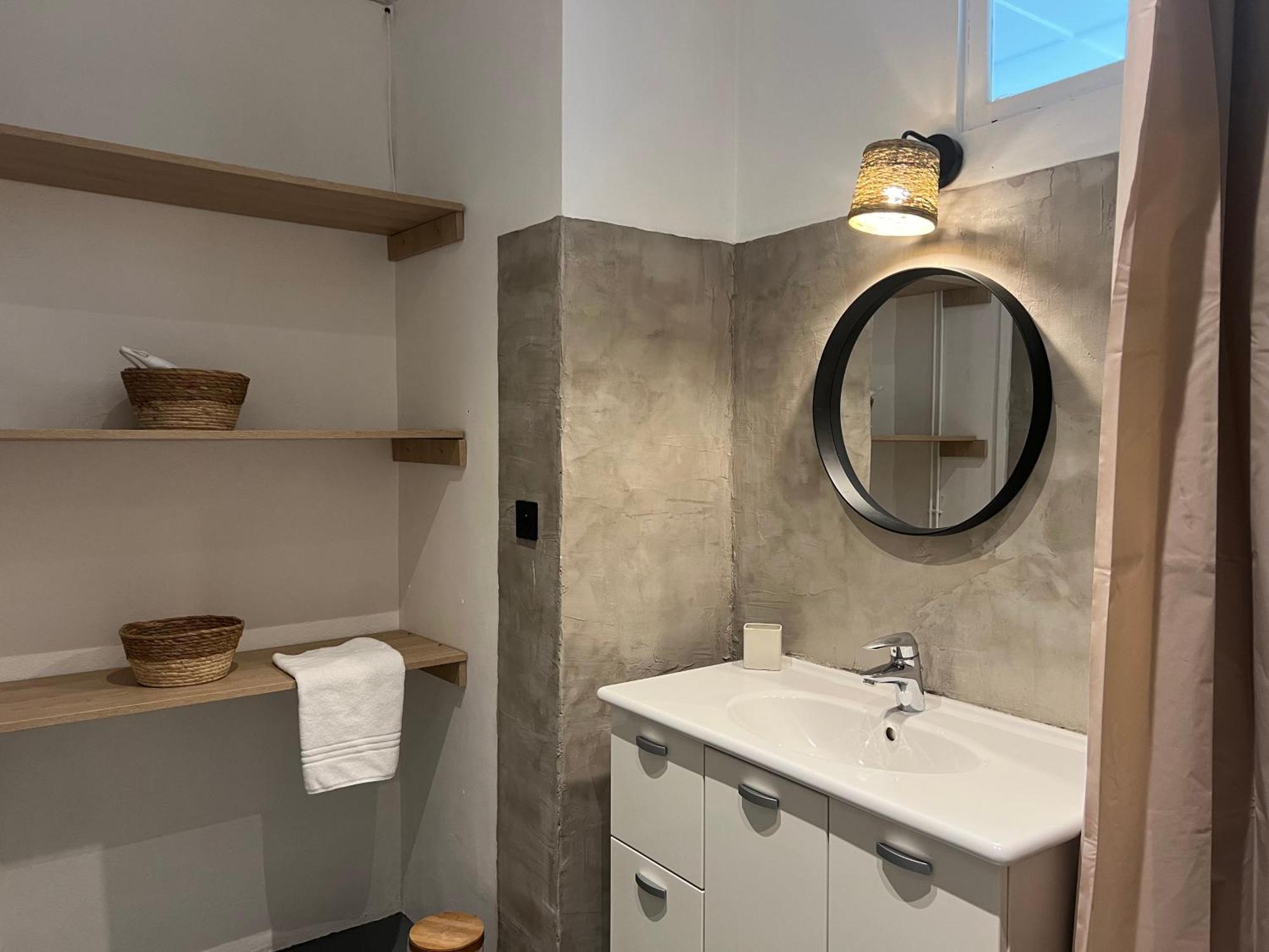 Appartement Spacieux Et Chaleureux Coeur De Ville 尚贝里 外观 照片